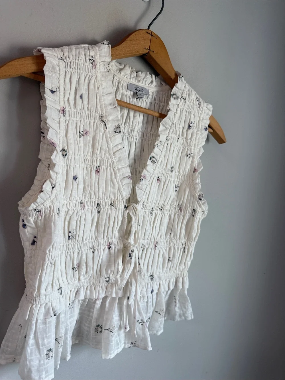 Rails Martine Lilac Roses, Smocked Top Small - Picture 5 of 6